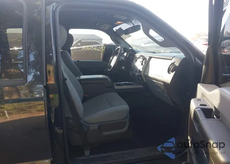 2015 Ford F250 Xlt z USA, uszkodzony, nr VIN 1FT7W2BTXFEC69585